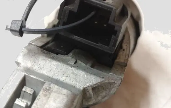 Citroen C4 I Ignition lock 9649781080