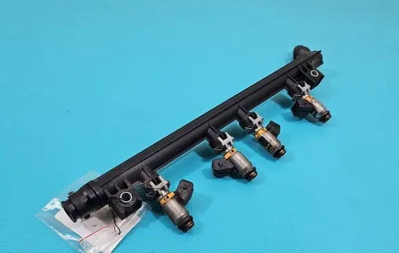 Fuel injector