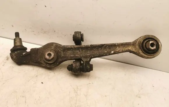 Volkswagen PASSAT B5 Front lower control arm/wishbone 4D0407155P