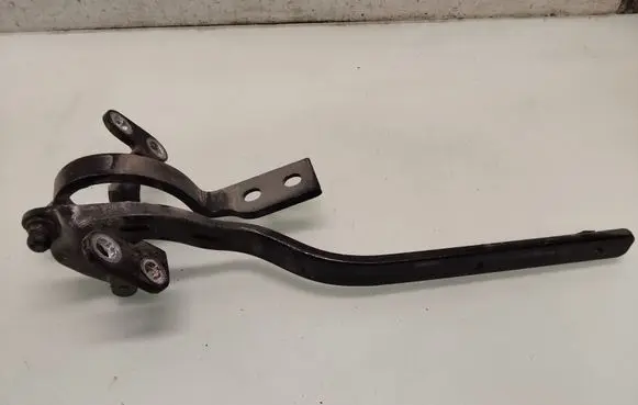 Porsche Cayenne (9PA) Tailgate/trunk/boot hinge 7L5827302B