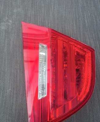 BMW 3 E90 E91 Tailgate rear/tail lights 4871734