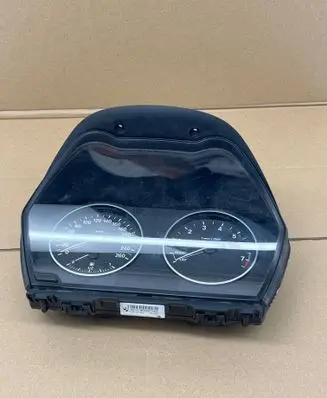 BMW 1 F20 F21 Speedometer (instrument cluster) 9287452 24743482 17649411