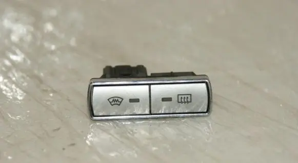 Ford Mondeo Mk III Windscreen/window heater switch 4S7T18K574AC 4S7T18K574AB 1458815