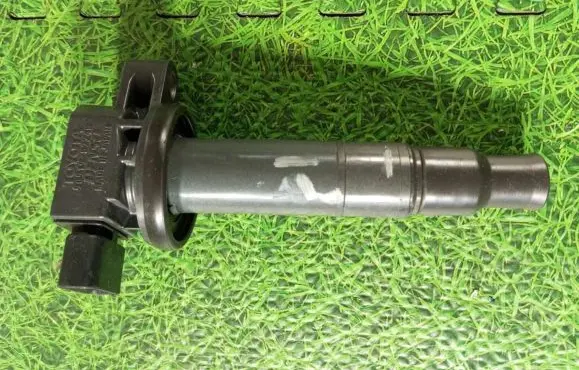 Toyota Prius (NHW20) High voltage ignition coil 9091902240