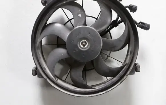 Hyundai i20 (PB PBT) Radiator cooling fan shroud A005341