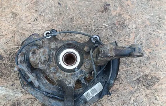 Toyota Avensis T270 Front wheel hub F34R6 341082 100526