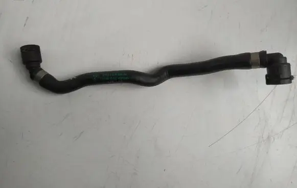 BMW 7 F01 F02 F03 F04 Engine coolant pipe/hose 17127575428 7575428