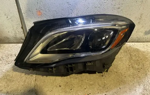Mercedes-Benz GLA W156 Headlight/headlamp A1569067300 ZGS0006 0410190078