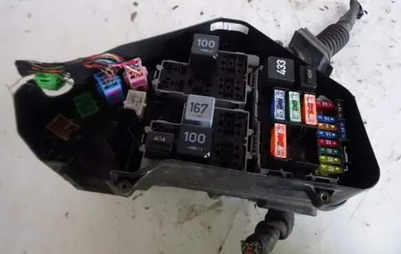 Volkswagen Touareg I Fuse module 7L0937559