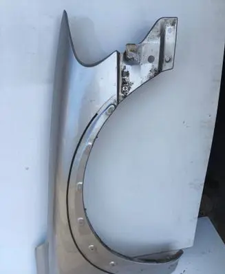 Volvo XC70 Fender