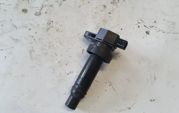 Hyundai ix20 High voltage ignition coil 273012B010