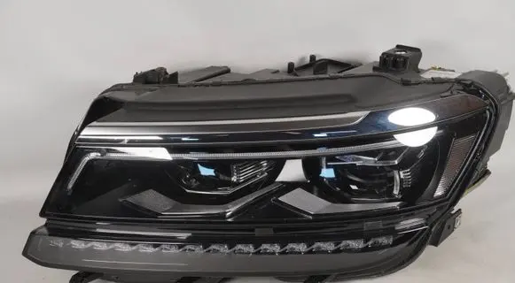 Volkswagen Tiguan Headlight/headlamp 5NN941113C 145100034700