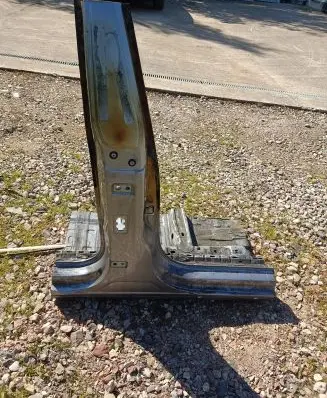Volkswagen Arteon Pillar (middle) 