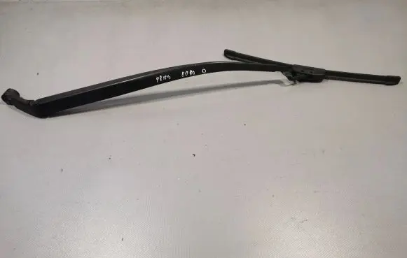 Toyota Prius (XW30) Front wiper blade arm
