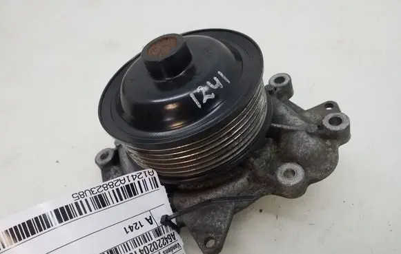 Mercedes-Benz CLS C219 Water pump A6422020410