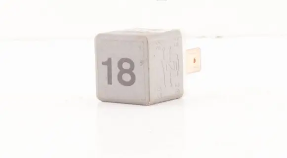 Volkswagen PASSAT B7 Other relay 191937503