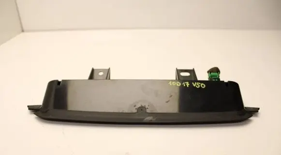 Volvo V50 Third/center stoplight
