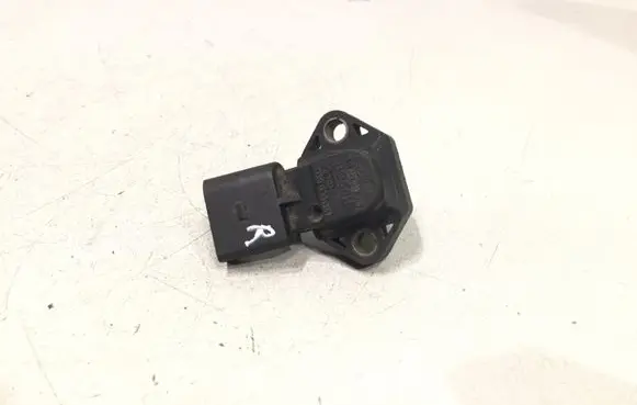 Audi A6 S6 C5 4B Air pressure sensor 059906051 0281002326