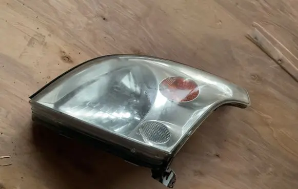 Toyota Land Cruiser (J120) Headlight/headlamp