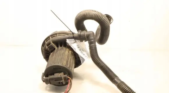 Skoda Octavia Mk2 (1Z) Secondary air pump 06A959253E