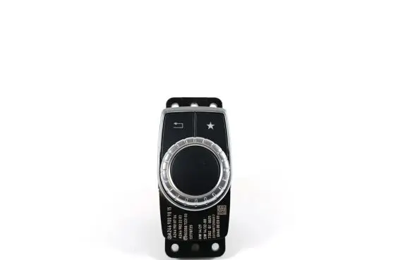 Multifunctional control switch/knob