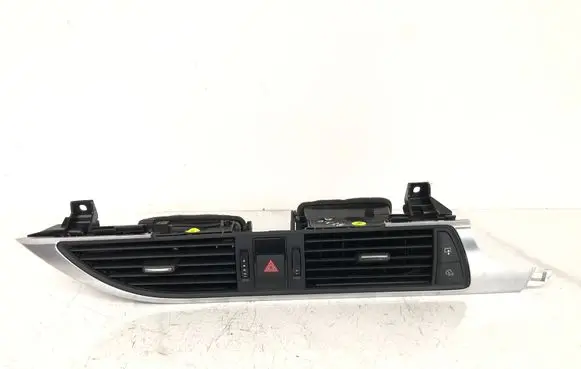 Audi A7 S7 4G Dash center air vent grill 4G2820951