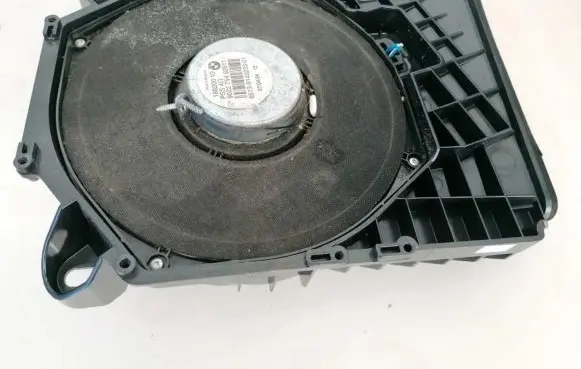 BMW 1 E81 E87 Subwoofer speaker 902275492911 18820010