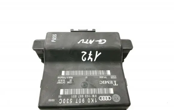 Volkswagen Touran I Gateway control module 1K0907530C 1K0907951