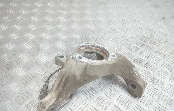 Opel Signum Front wheel hub spindle knuckle