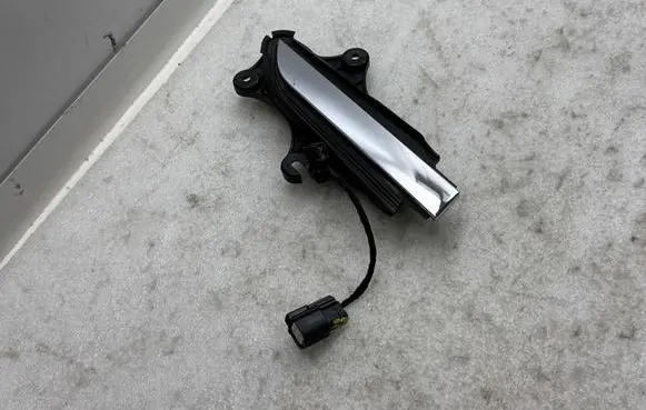 Rear door exterior handle