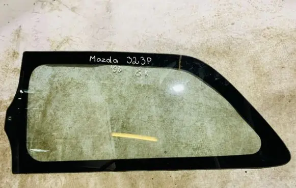 Mazda 323 Rear side window