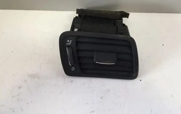 Volkswagen PASSAT B6 Dashboard side air vent grill/cover trim 3C2819702