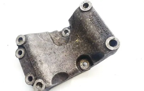 Ford Focus Engine mounting bracket 98ff19d624ab r3033a01