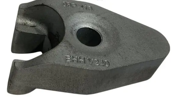 Skoda Fabia Mk2 (5J) Fuel Injector clamp holder 03P216