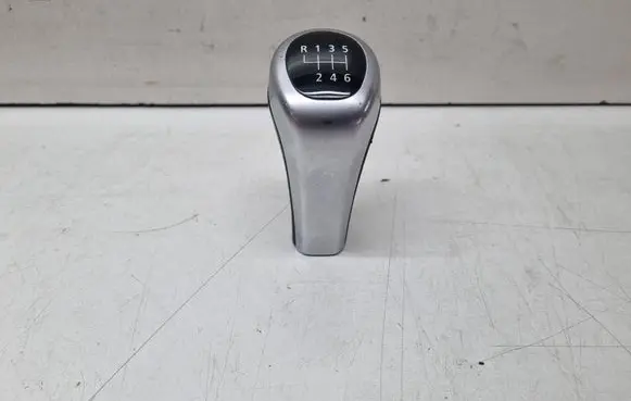 BMW X3 E83 Gear lever shifter trim leather/knob