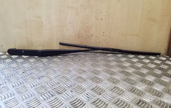Subaru Forester SH Front wiper blade arm NWB7620