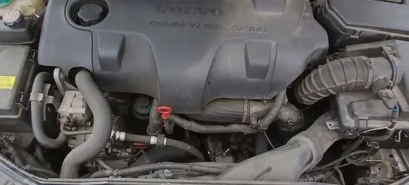 Volvo S60 Engine D5244T