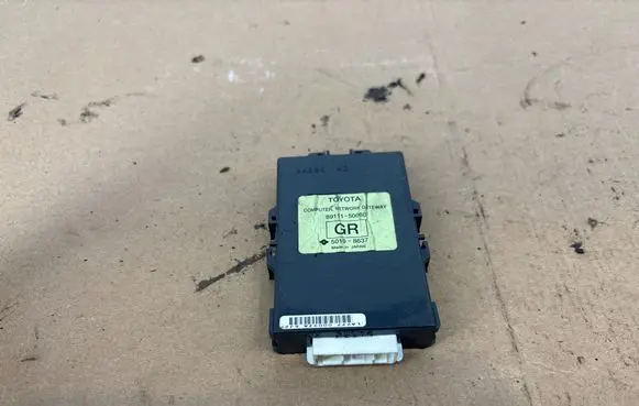 Lexus LS 460 - 600H Gateway control module 8911150060 50108637