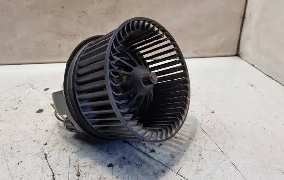 Ford Focus C-MAX Heater fan/blower 3M5H18456AD