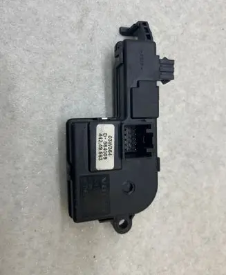 Volvo V70 Sunroof control unit/module 9483102 2298