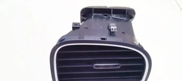 Volkswagen Golf VI Dash center air vent grill 5k0819704 5k0819710c