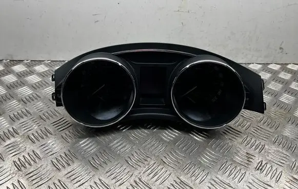 Skoda Superb B6 (3T) Speedometer (instrument cluster) 3T1920841B 005041 A2C53339248