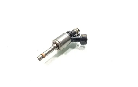 Suzuki Swift III Fuel injector 0261500568