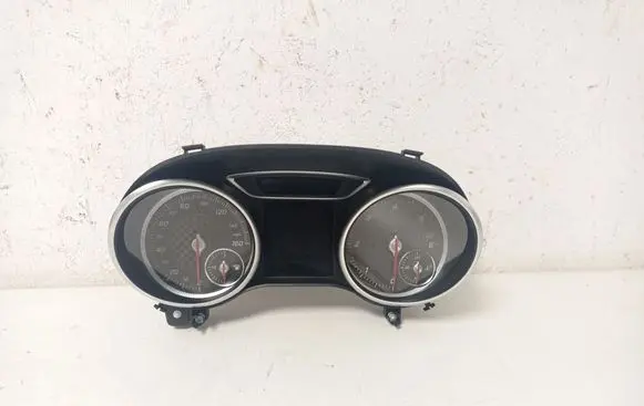 Mercedes-Benz A W176 Speedometer (instrument cluster) A1769008403