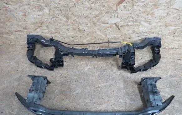 Ford Kuga II Front bumper support beam 