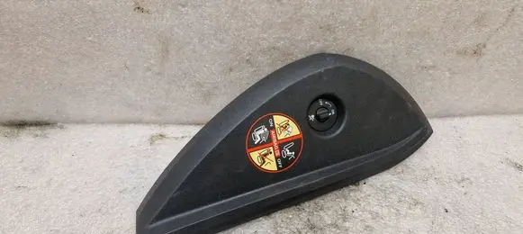 Renault Laguna III Dashboard side end trim 689200001R