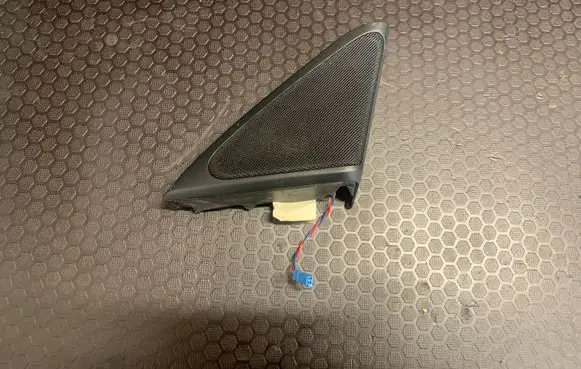 BMW 7 F01 F02 F03 F04 Front door high frequency speaker 7226614 07604 00010419