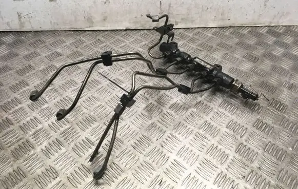 Citroen C5 Fuel main line pipe 9654592680 220825575704