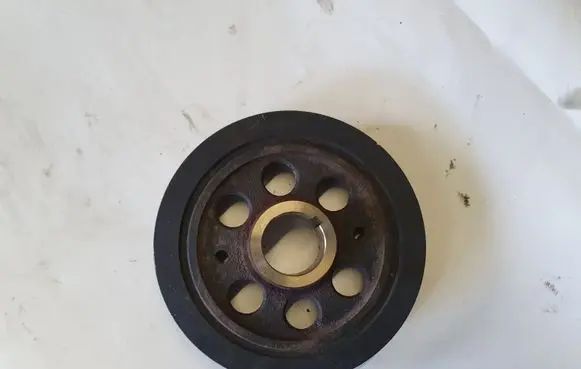 Suzuki Grand Vitara II Crankshaft pulley NOCODE
