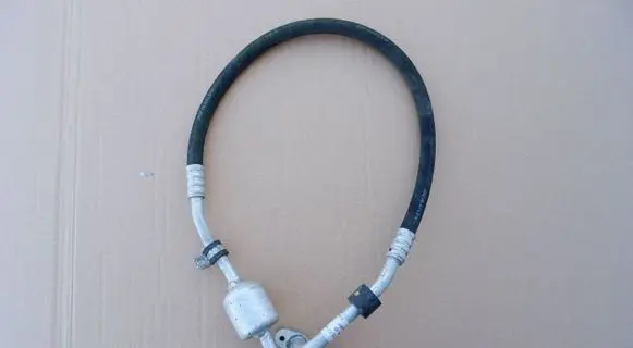 BMW i3 Air conditioning (A/C) pipe/hose 9291273 2029661 6450